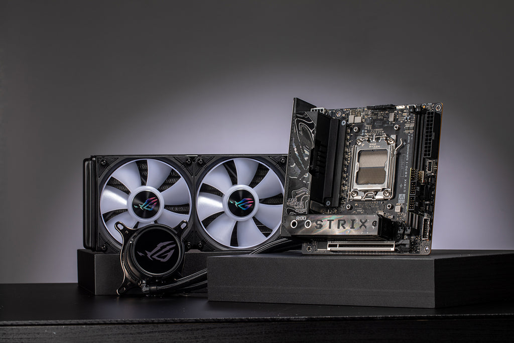 Strix X870-I is with ROG Strix LC III 360 ARGB LCD