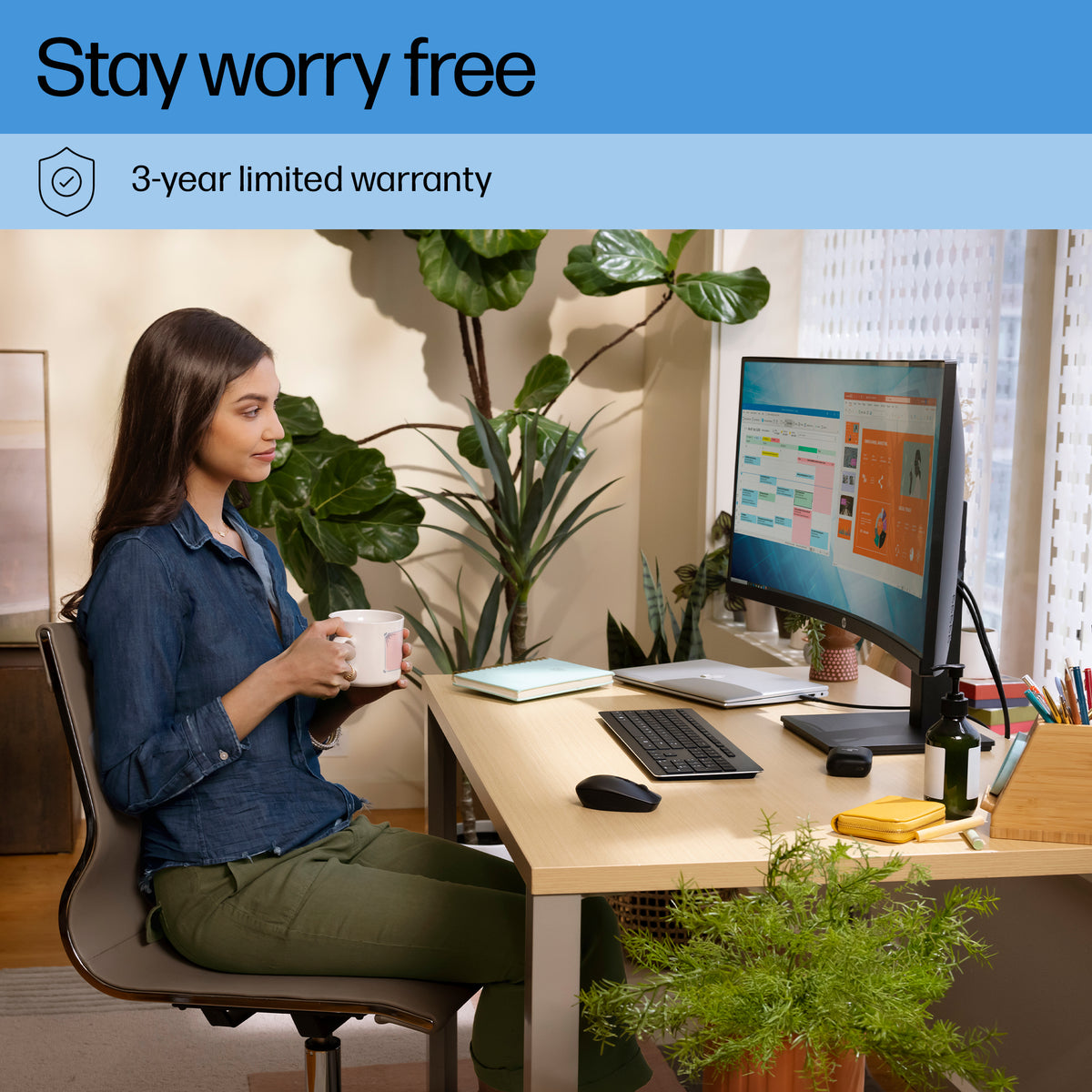 HP P34hc G4 34" Curved WQHD USB-C Monitor - 3440x1440