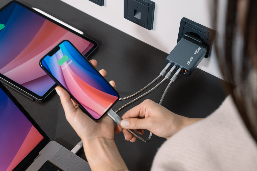 Verbatim GNC-100 100W 4-Port GaN Wall Charger USB-C PD - Tech Syndicate