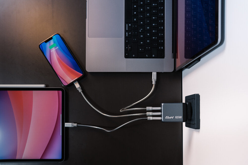 Verbatim GNC-65 65W GaN Wall Charger - 2x USB-C PD, USB-A QC3 - Tech Syndicate