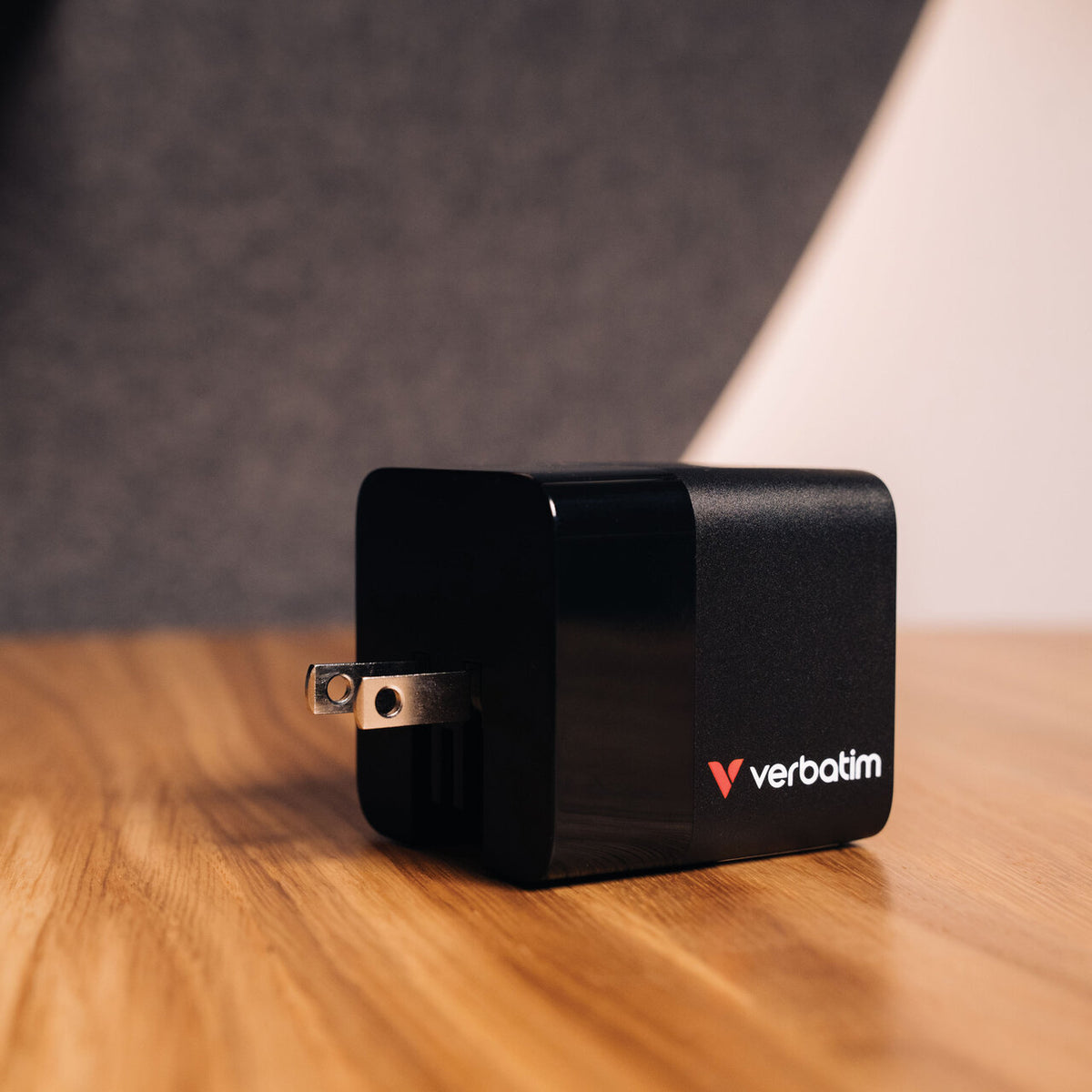 Verbatim GaN Wall Charger 65W 2-Port Retractable Cable - Tech Syndicate