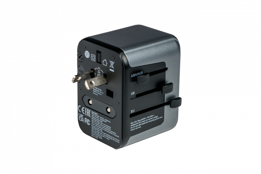 Verbatim UTA-03 Universal Travel Adapter 30W USB-C PD QC 3.0 - Tech Syndicate