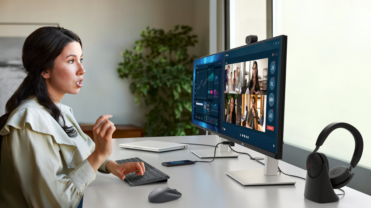 Dell Pro P2726DEB 27" QHD USB-C Conferencing Monitor