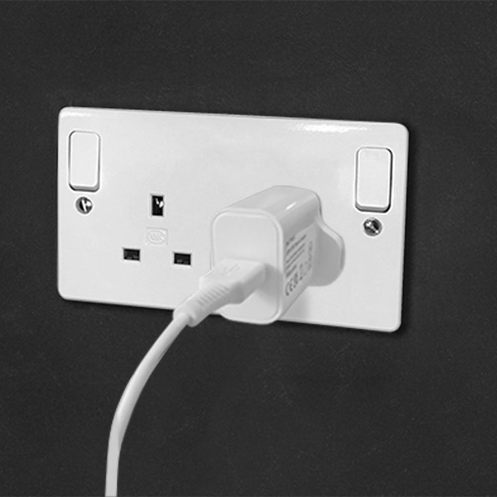 LINDY 73415 18W USB Type A Fast Charger - UK Plug