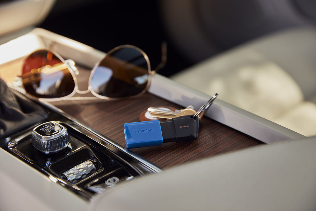 Kingston DataTraveler Exodia M USB 3.2 Flash Drive - Key Ring