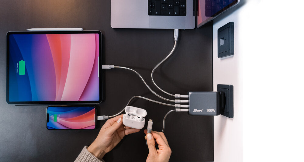 Verbatim Lifestyle Pictures Gan Chargers Shooting September 2023 32202 Ab 6 Webadjustment